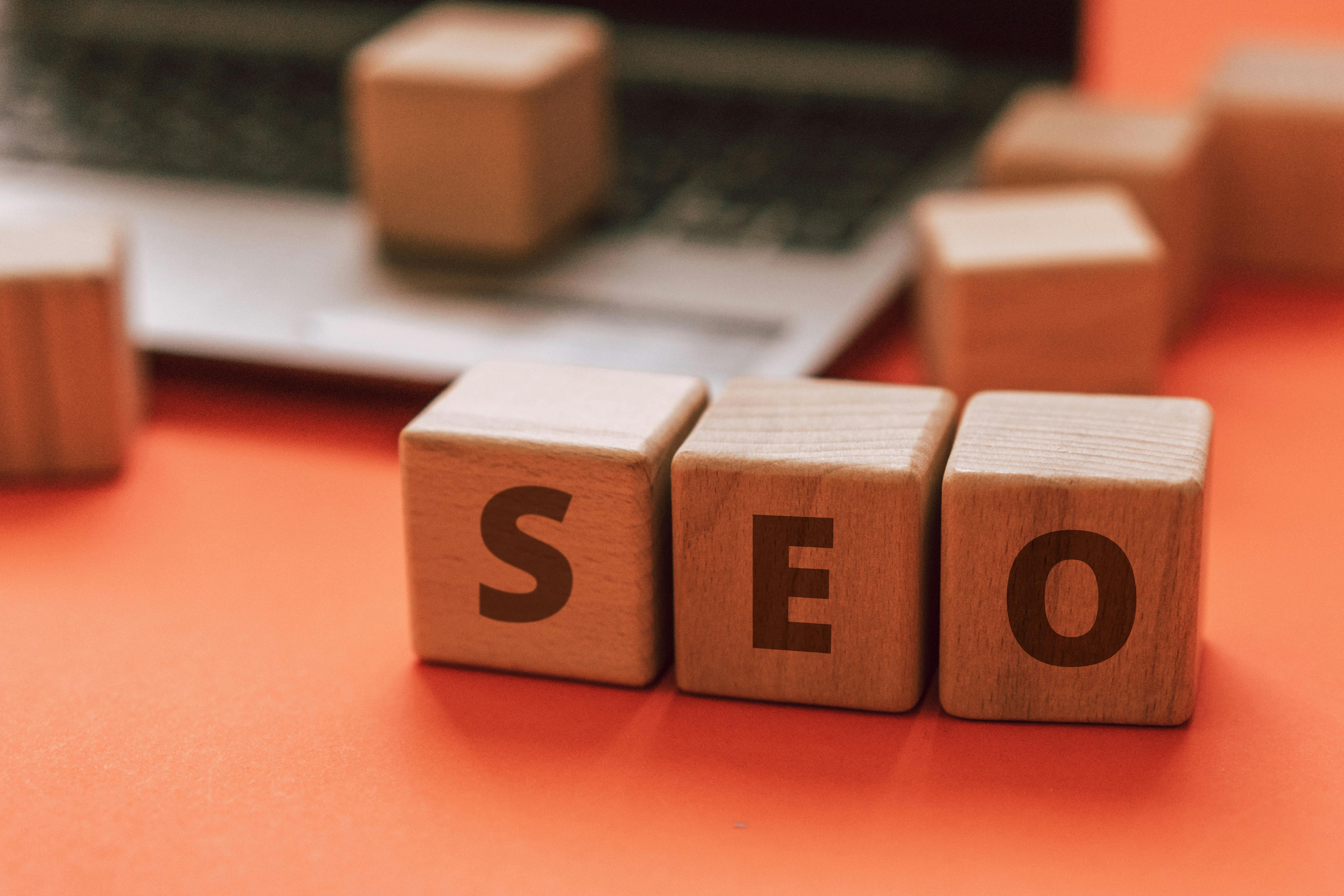 SEO técnico para ecommerce en Colombia: guía práctica | Gulupa Digital Auditoría técnica de ecommerce con foco en Core Web Vitals, indexación y estructura.